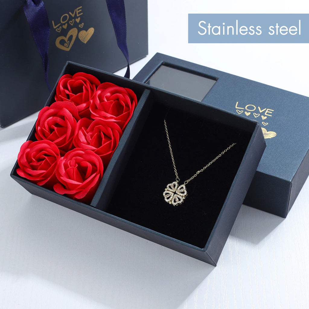 Collier Symbole d'Amour
