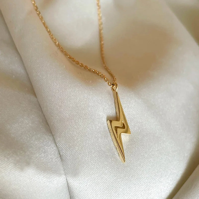 Collier Éclair en Argent 925 Plaqué Or 14K avec Zircon Brillant ✨