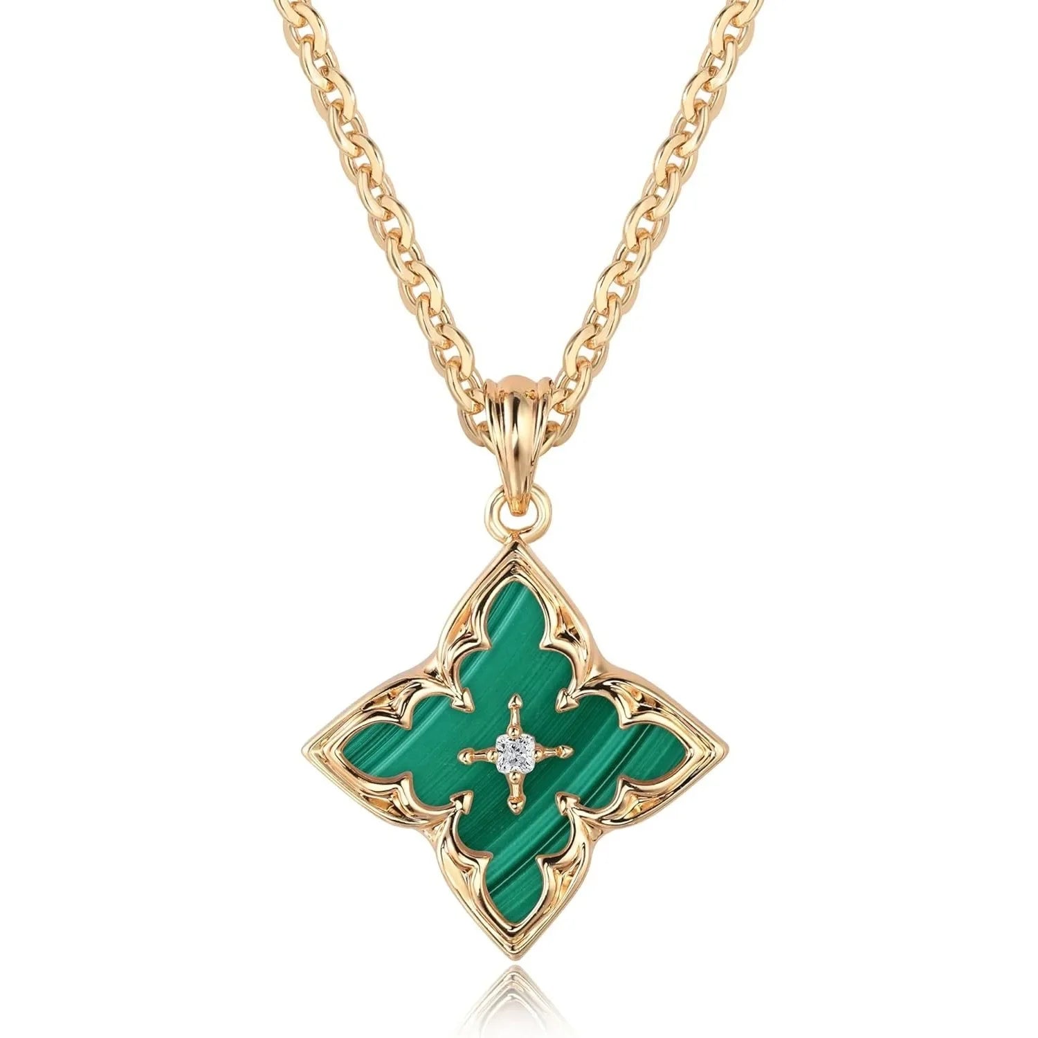 Collier Trèfle Élégant Plaqué Or avec Pendentif CZ ✨