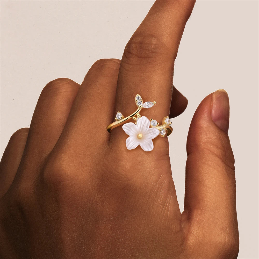 Bague en argent sterling avec fleur de naissance personnalisée