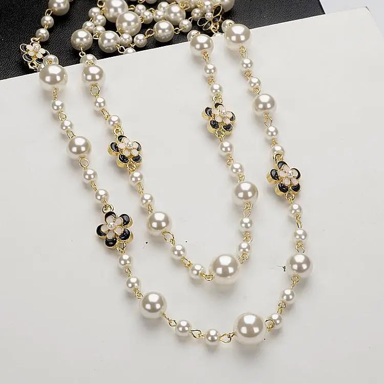Collier Vintage Camellia Perles