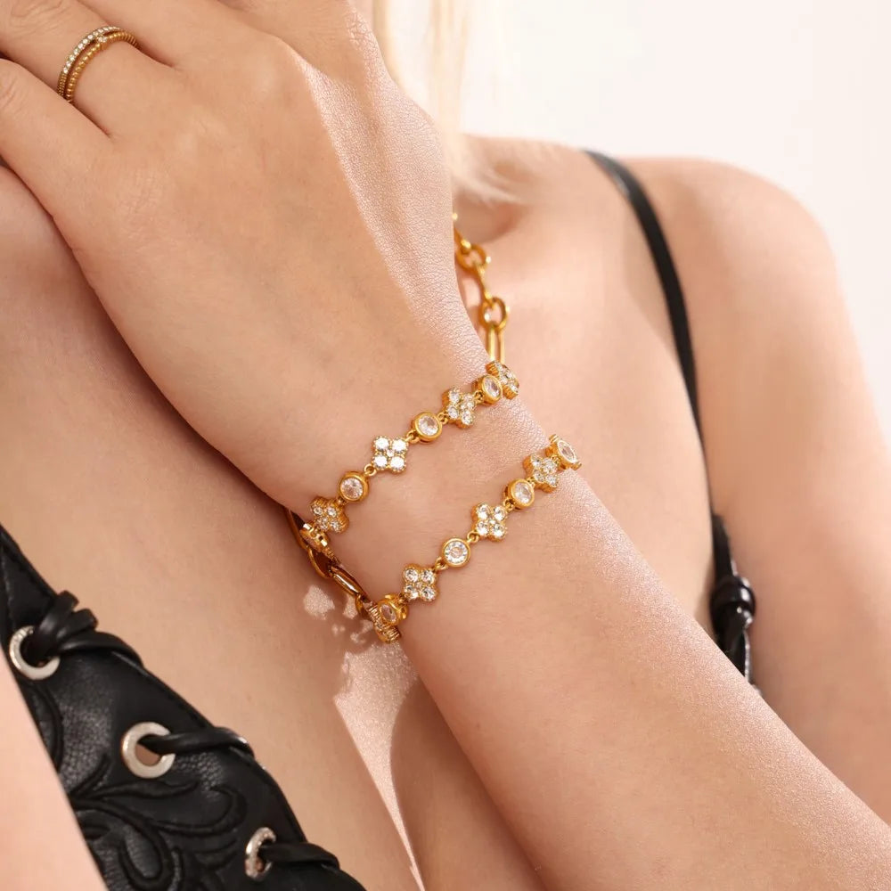 Bracelet chaîne femme plaqué or 18K ajustable