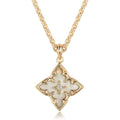 Collier Trèfle Élégant Plaqué Or avec Pendentif CZ ✨