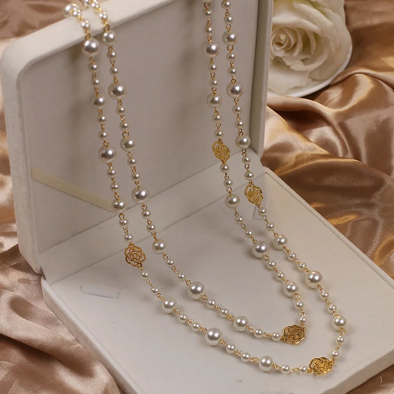 Collier Vintage Camellia Perles