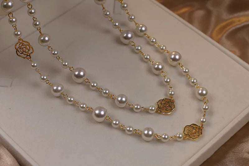 Collier Vintage Camellia Perles