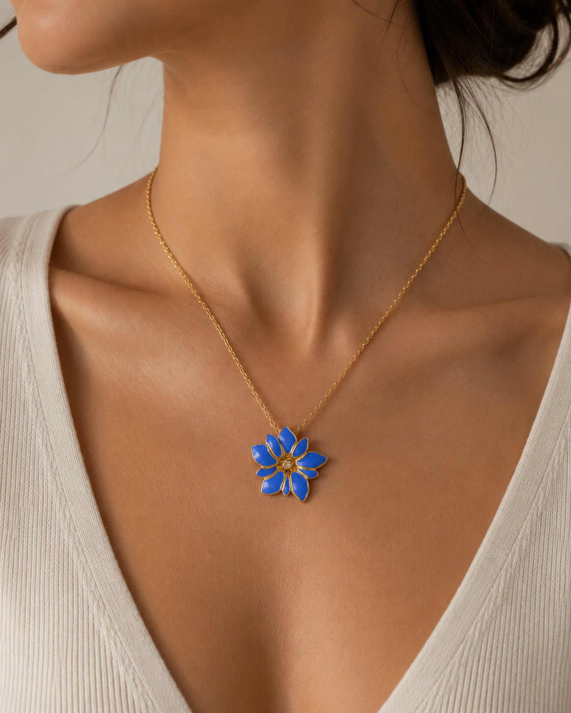 Enzian Jewelry – Collier Pendentif Fleur Bleue